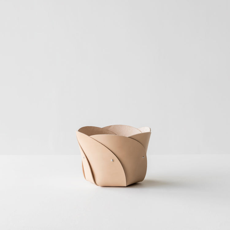 Poppy Natural Leather Basket