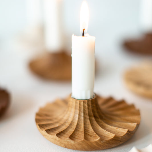 Daggkåpa Candle Holder (Oak)