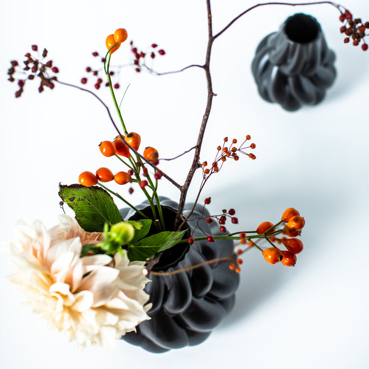 Eda Vase (Black)