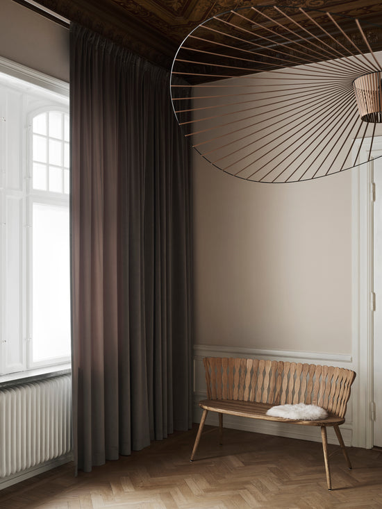 Spira Sofa