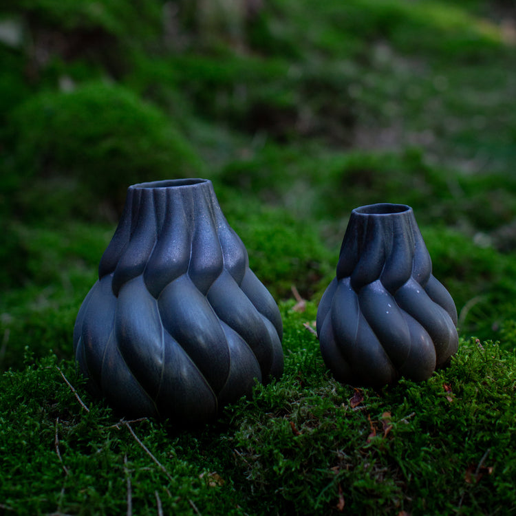 Eda Vase (Black)